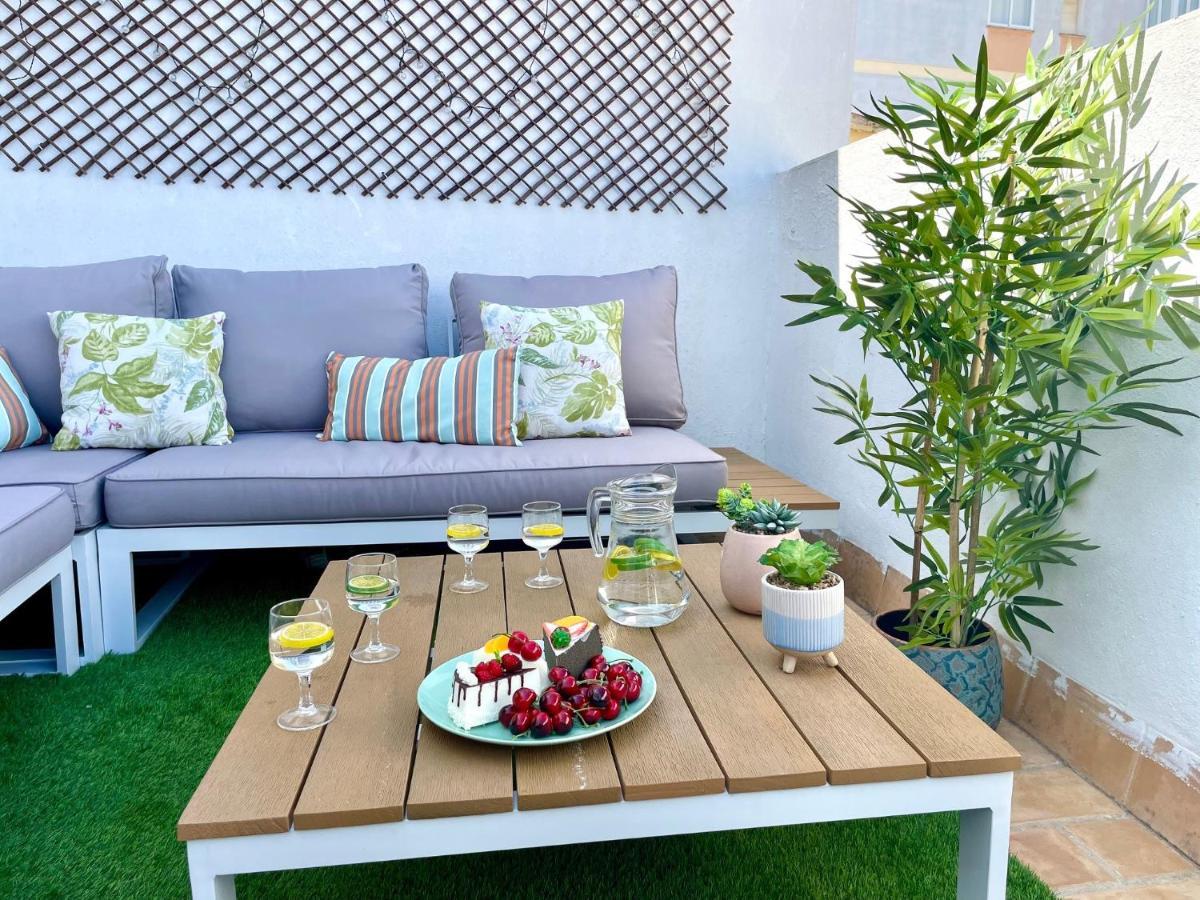 Gatu Premium Atico Caleta , Preferente Mayores De 25 Anos Y Familias Кадис Екстериор снимка